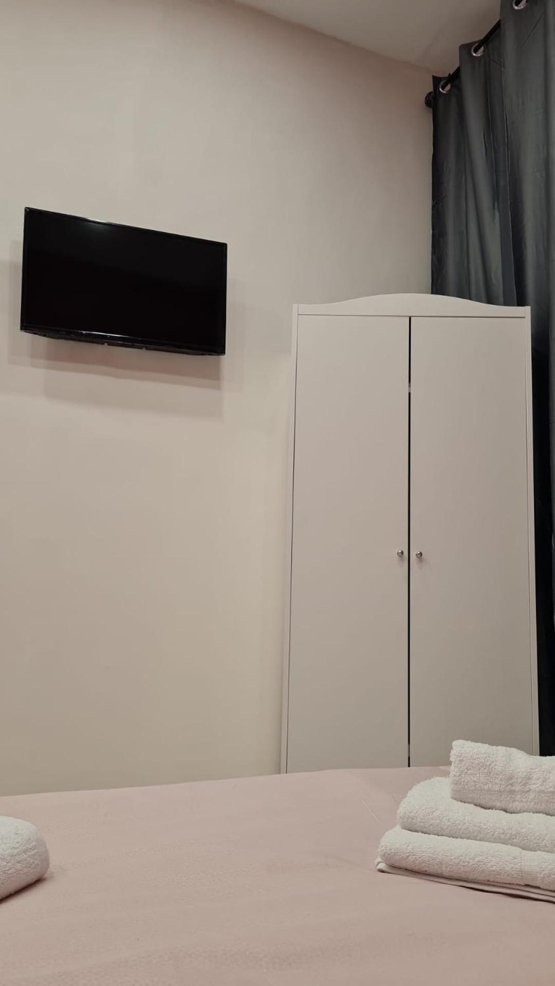 Fraleo Home เนเปิลส์ ภายนอก รูปภาพ